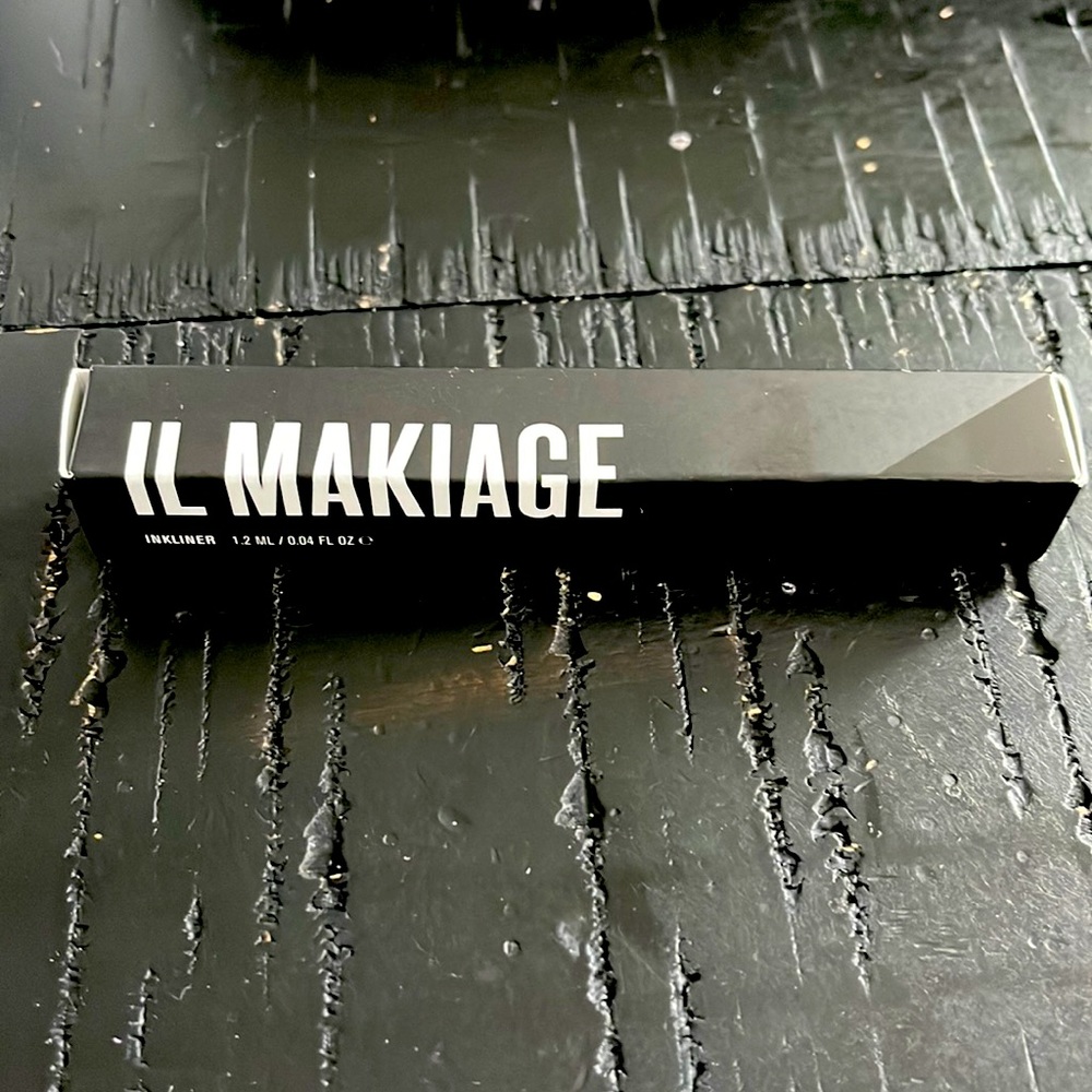 IL MAKIAGE EYELINER